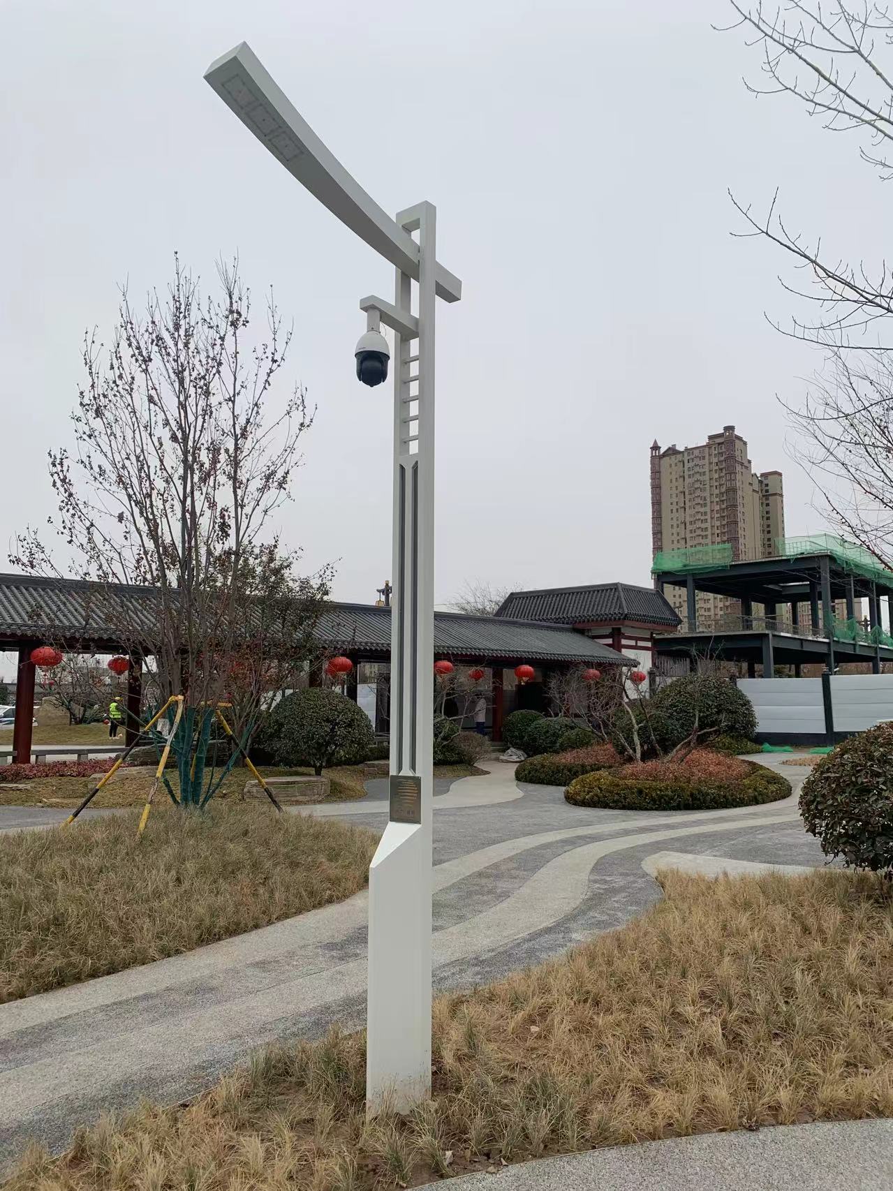 高陵游园多功能杆.jpg